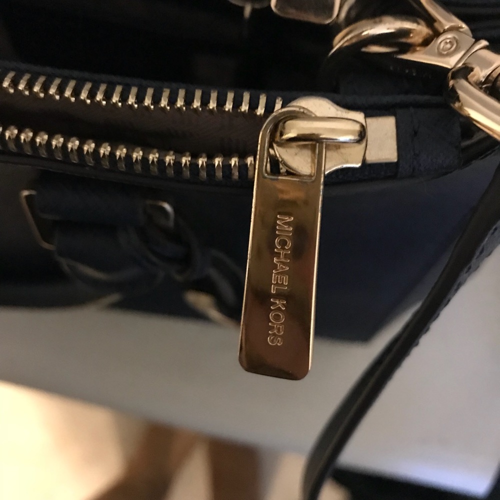 Micheal kors satchel
